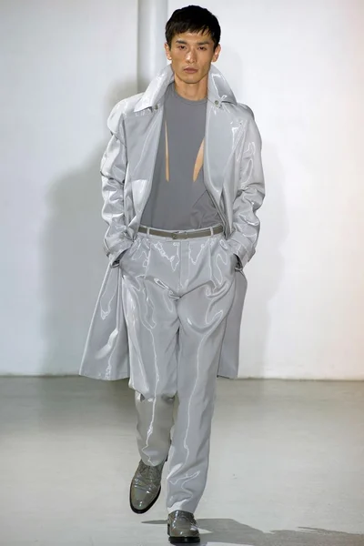 Look 20